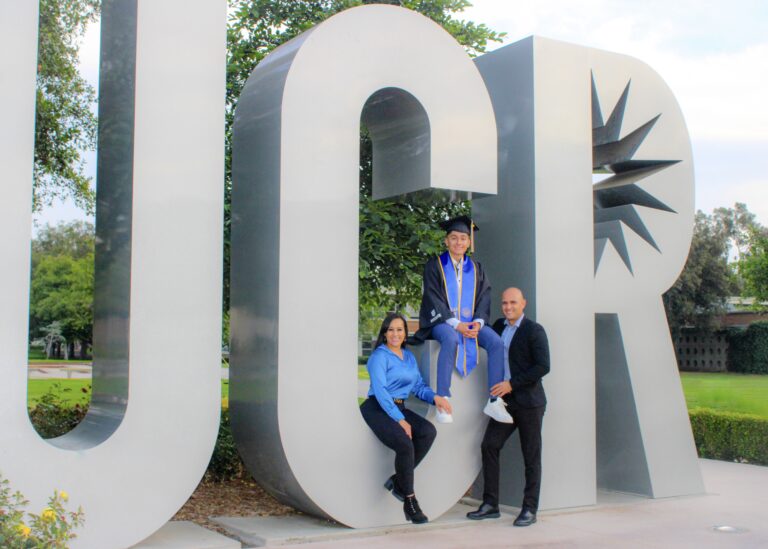 67A54DDB-2678-401E-AA82-EE4ABB6C2ACE